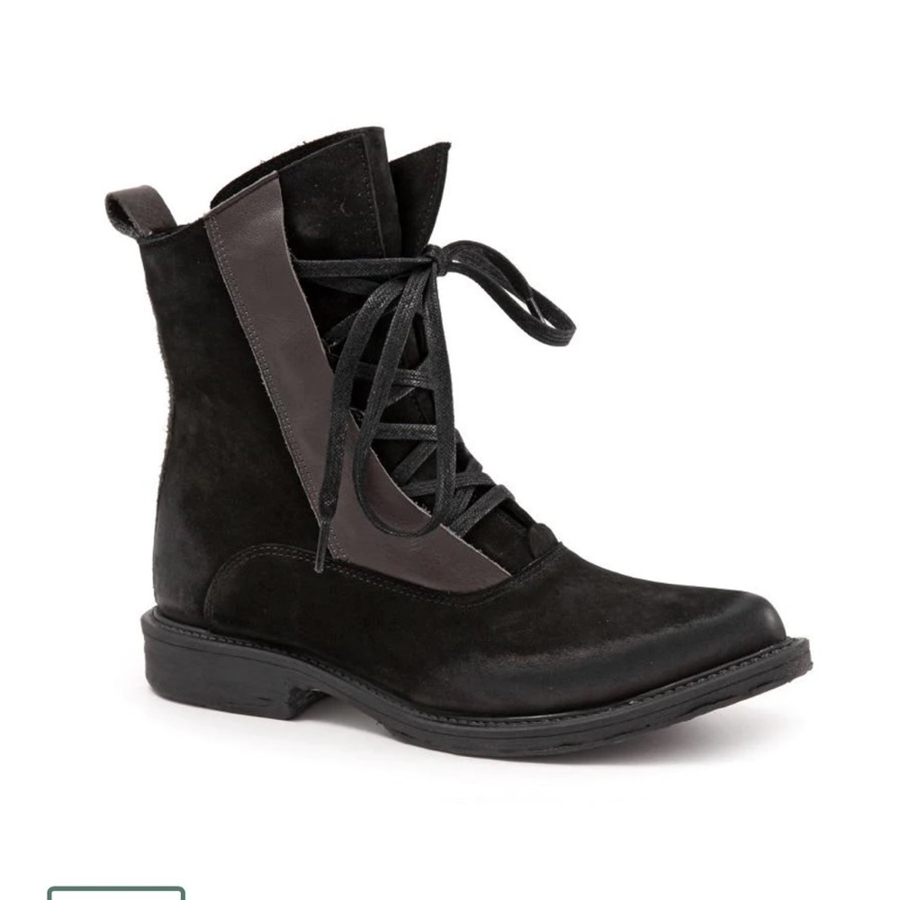 Bueno leather Ratan boots size 36 NWOT